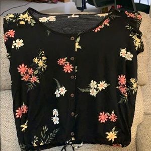 Maurice’s ruffle sleeve top